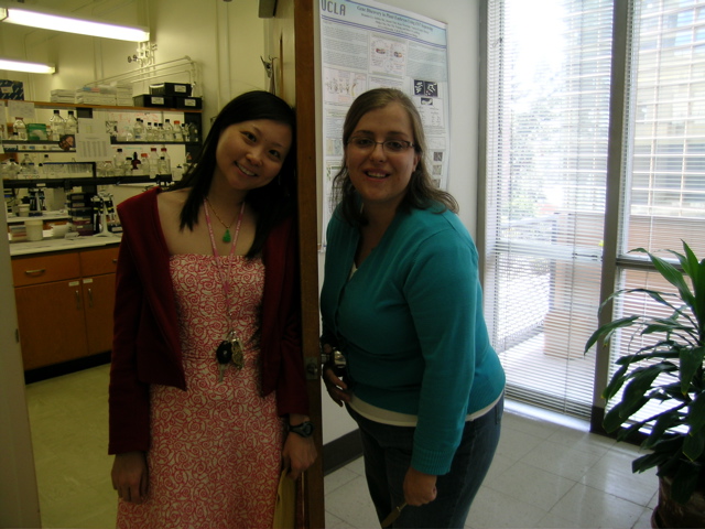 Former Lab Member Pei Yun visits for Dr. Goldberg's Surprise
